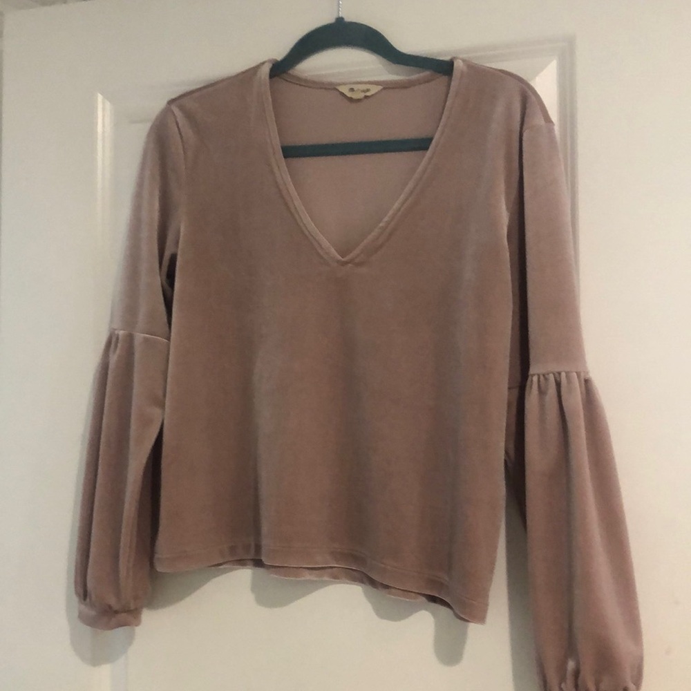 Madewell v-neck velvet bell sleeve lavender blush top size small